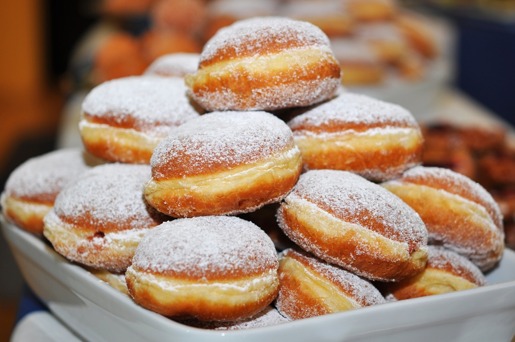 Marillen - Krapfen 48 x 72g Stk (1€ per Stück) 
